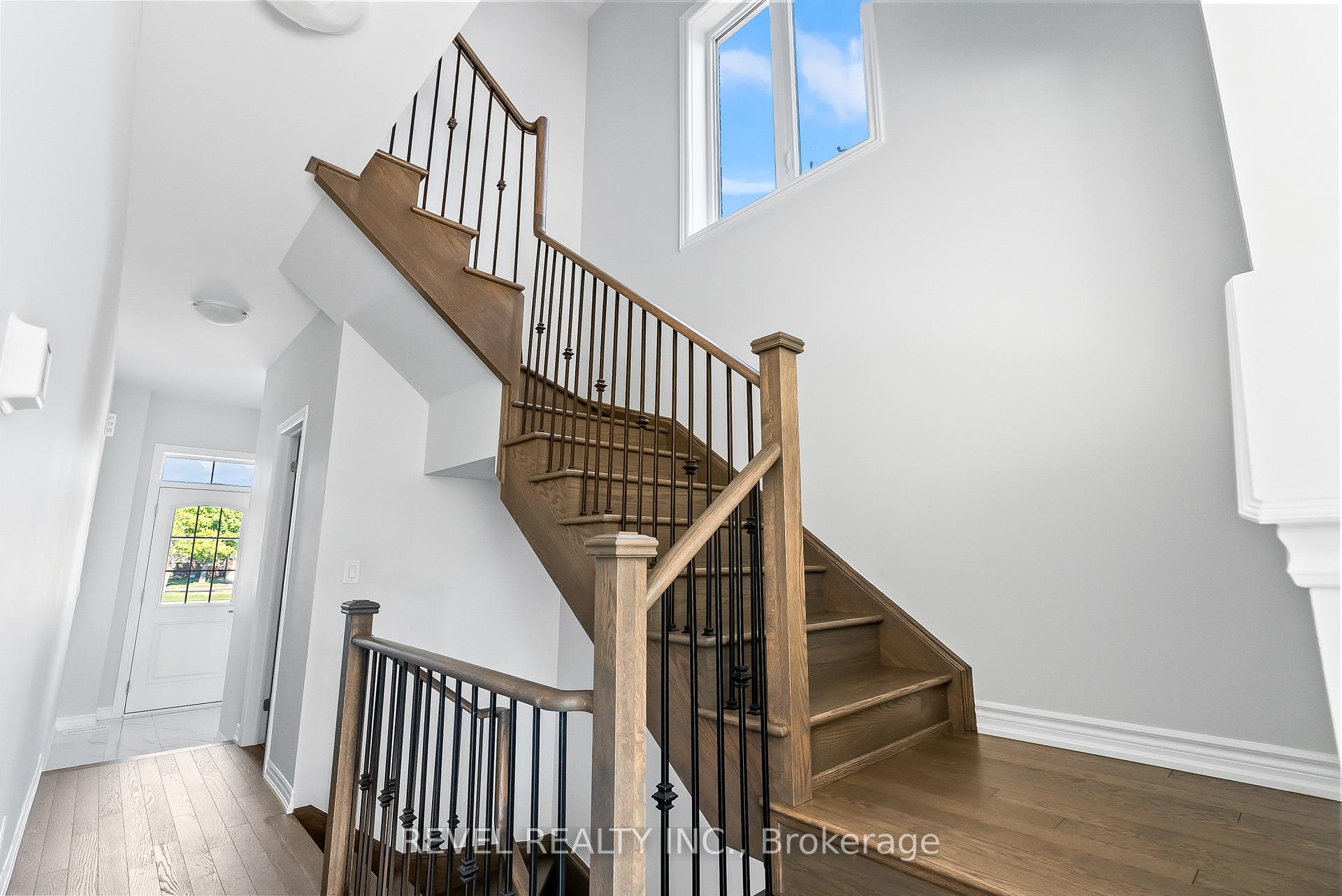 Photo 18 of 14 Paradise Way, Whitby, Rolling Acres — HOMEH