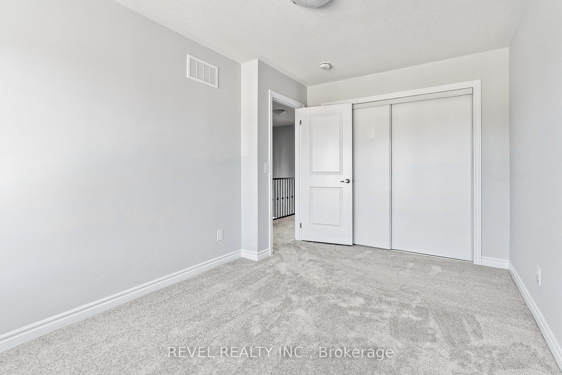 Photo 23 of 14 Paradise Way, Whitby, Rolling Acres — HOMEH