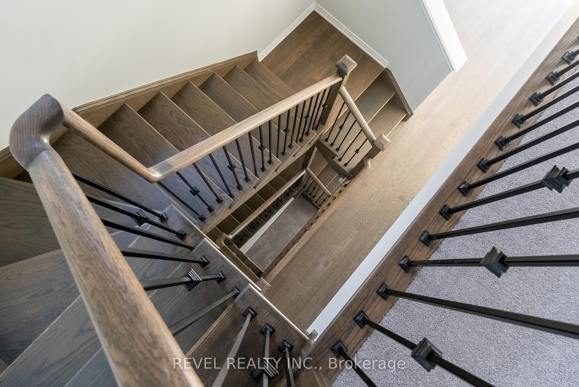 Photo 33 of 14 Paradise Way, Whitby, Rolling Acres — HOMEH