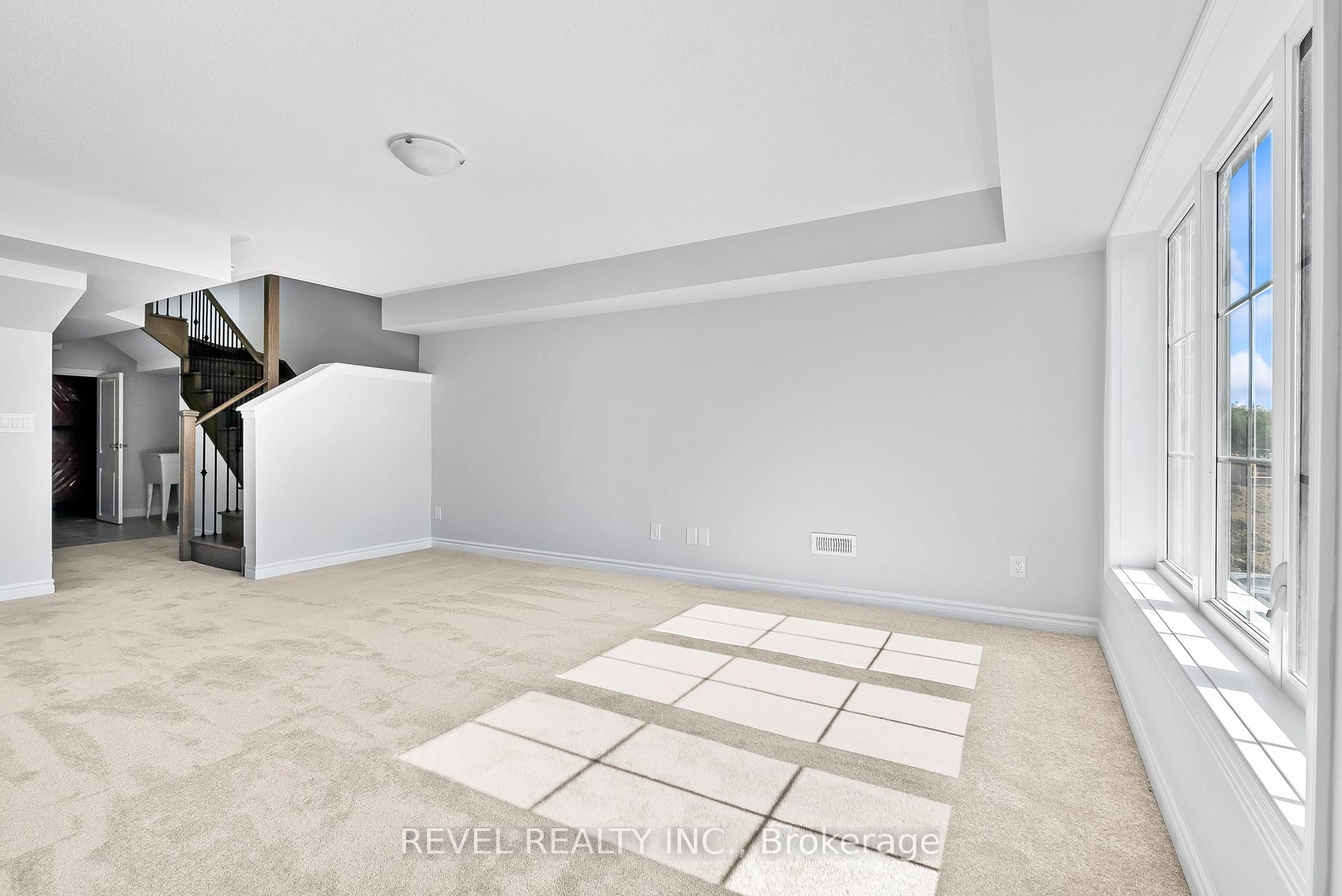 Photo 37 of 14 Paradise Way, Whitby, Rolling Acres — HOMEH