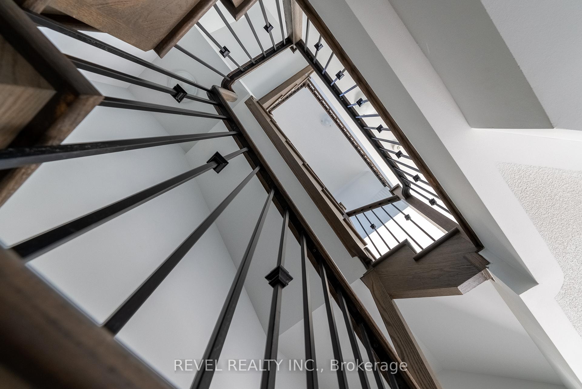 Photo 42 of 14 Paradise Way, Whitby, Rolling Acres — HOMEH
