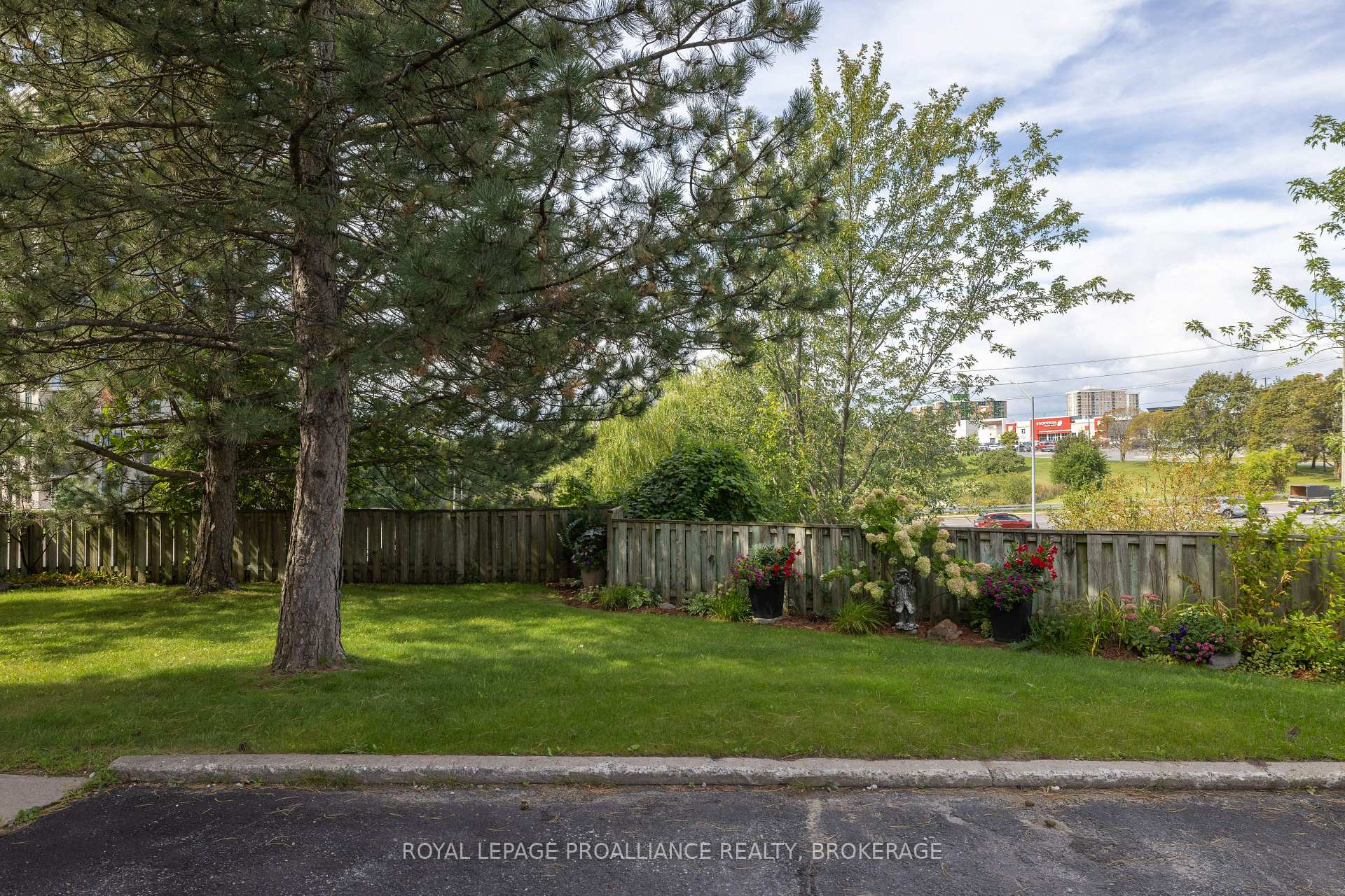 Photo 43 of Unit 405, 649 Davis Drive, Kingston, East Gardiners Rd — HOMEH