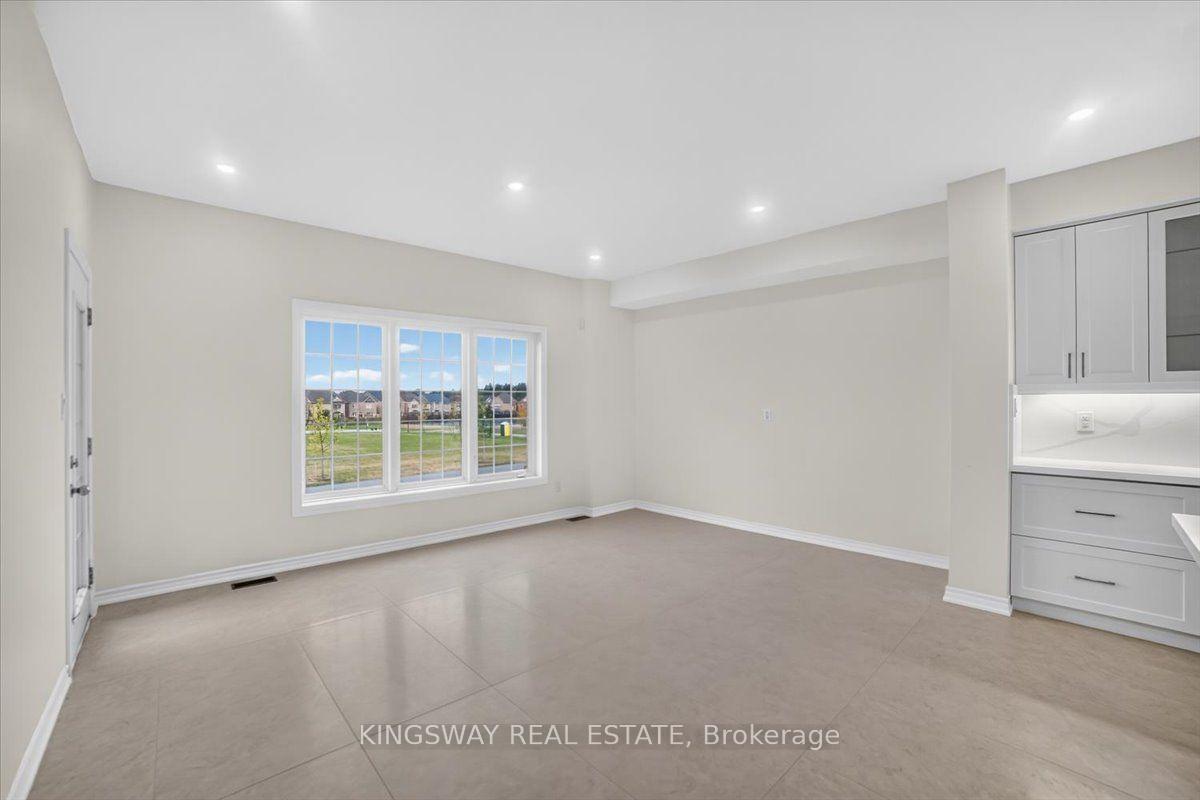 Photo 19 of 8 Monkton Circle, Brampton, Credit Valley — HOMEH
