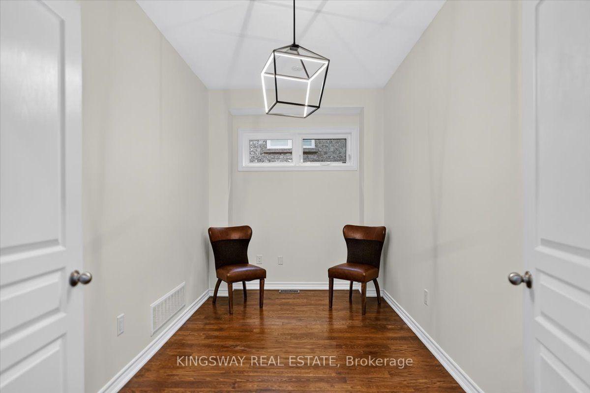 Photo 22 of 8 Monkton Circle, Brampton, Credit Valley — HOMEH