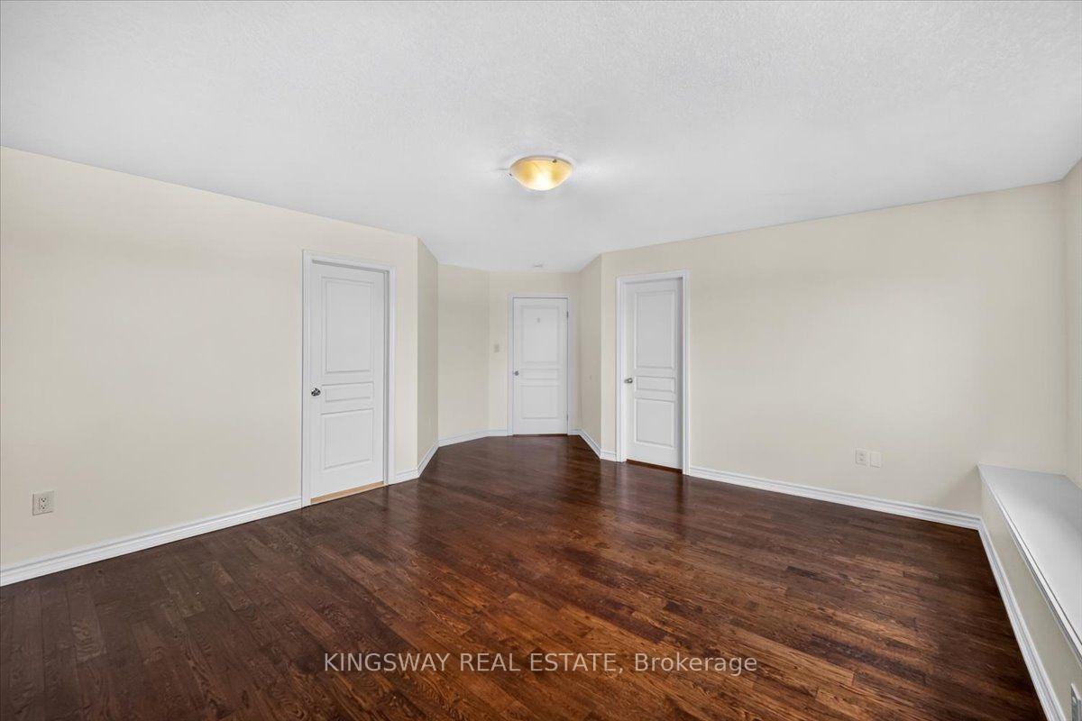 Photo 24 of 8 Monkton Circle, Brampton, Credit Valley — HOMEH