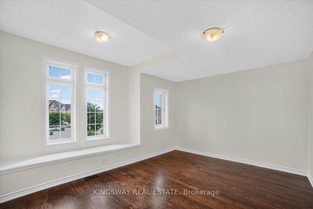 Photo 27 of 8 Monkton Circle, Brampton, Credit Valley — HOMEH