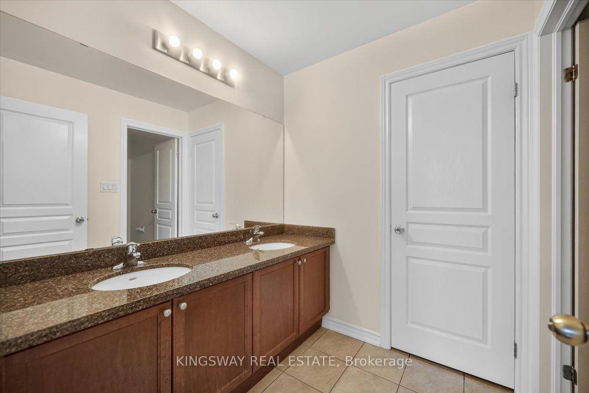 Photo 30 of 8 Monkton Circle, Brampton, Credit Valley — HOMEH