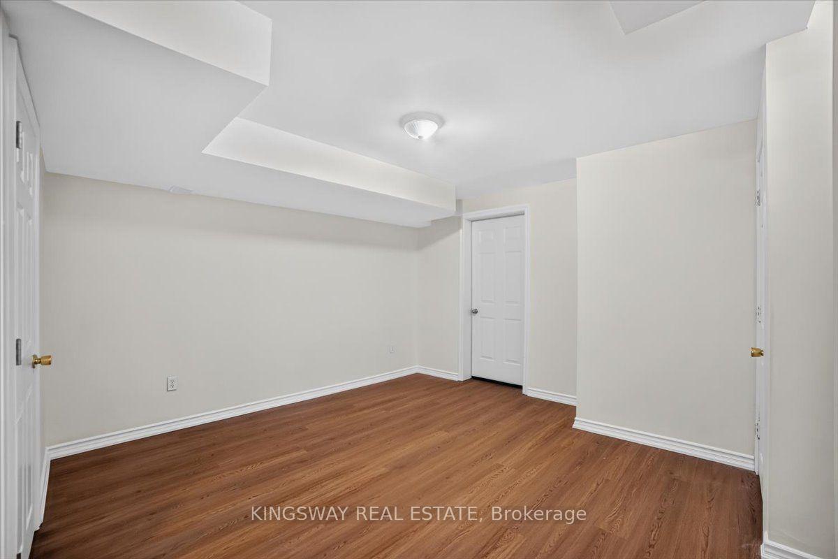 Photo 37 of 8 Monkton Circle, Brampton, Credit Valley — HOMEH