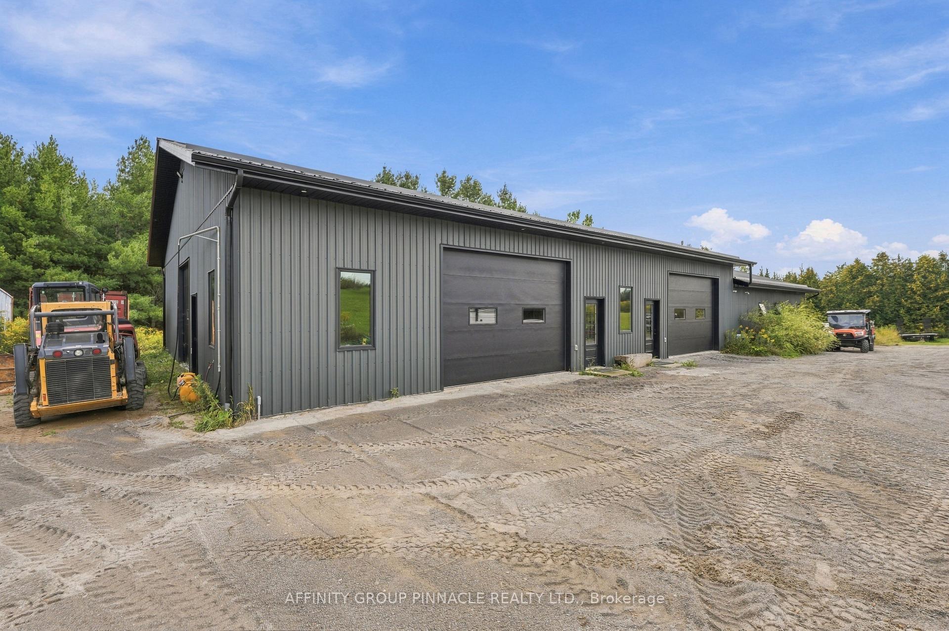 Photo 36 of 724 Elm Tree Road, Kawartha Lakes, Little Britain — HOMEH