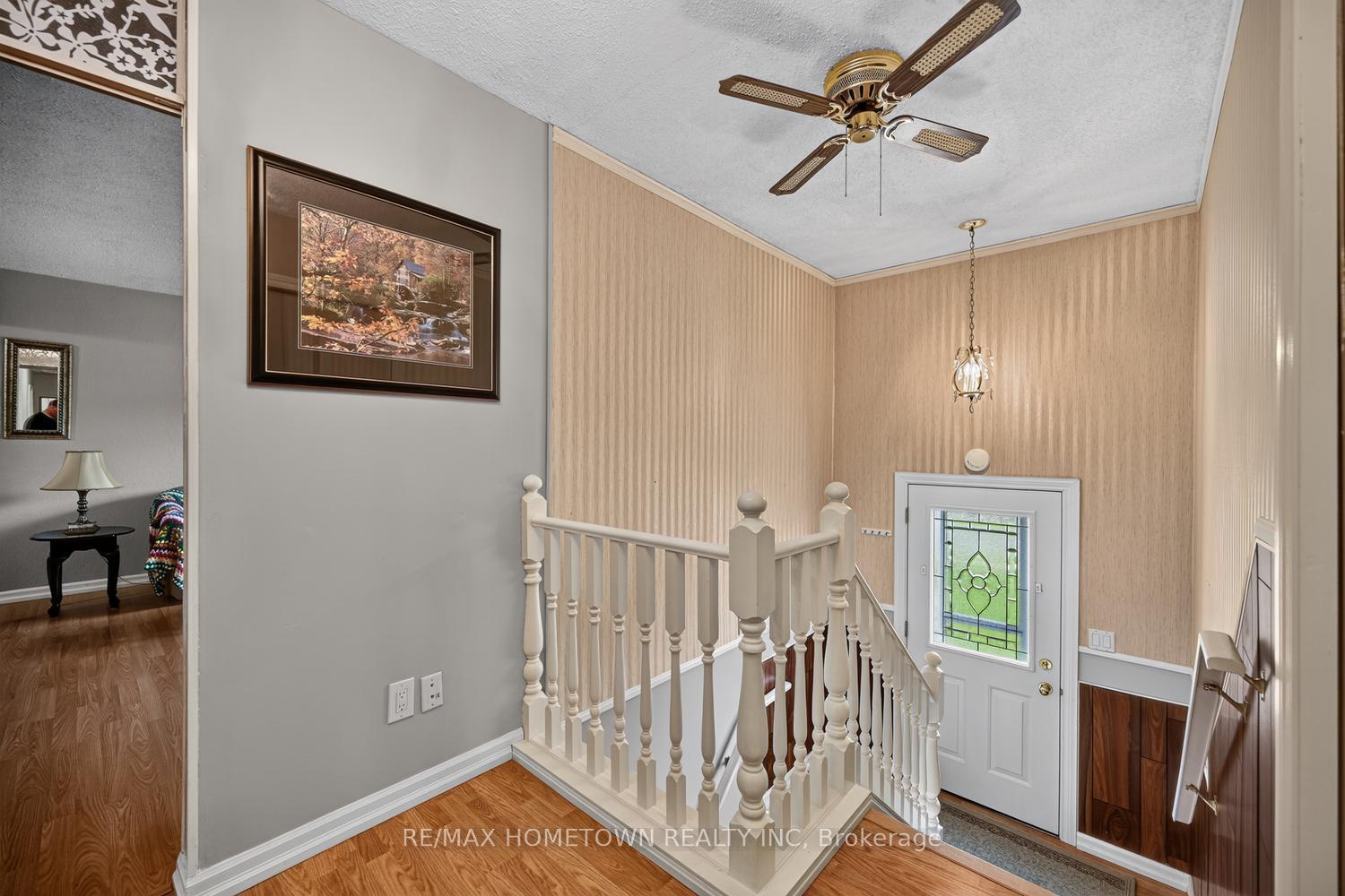 Photo 8 of 1362 Windsor Drive, Brockville, Brockville — HOMEH