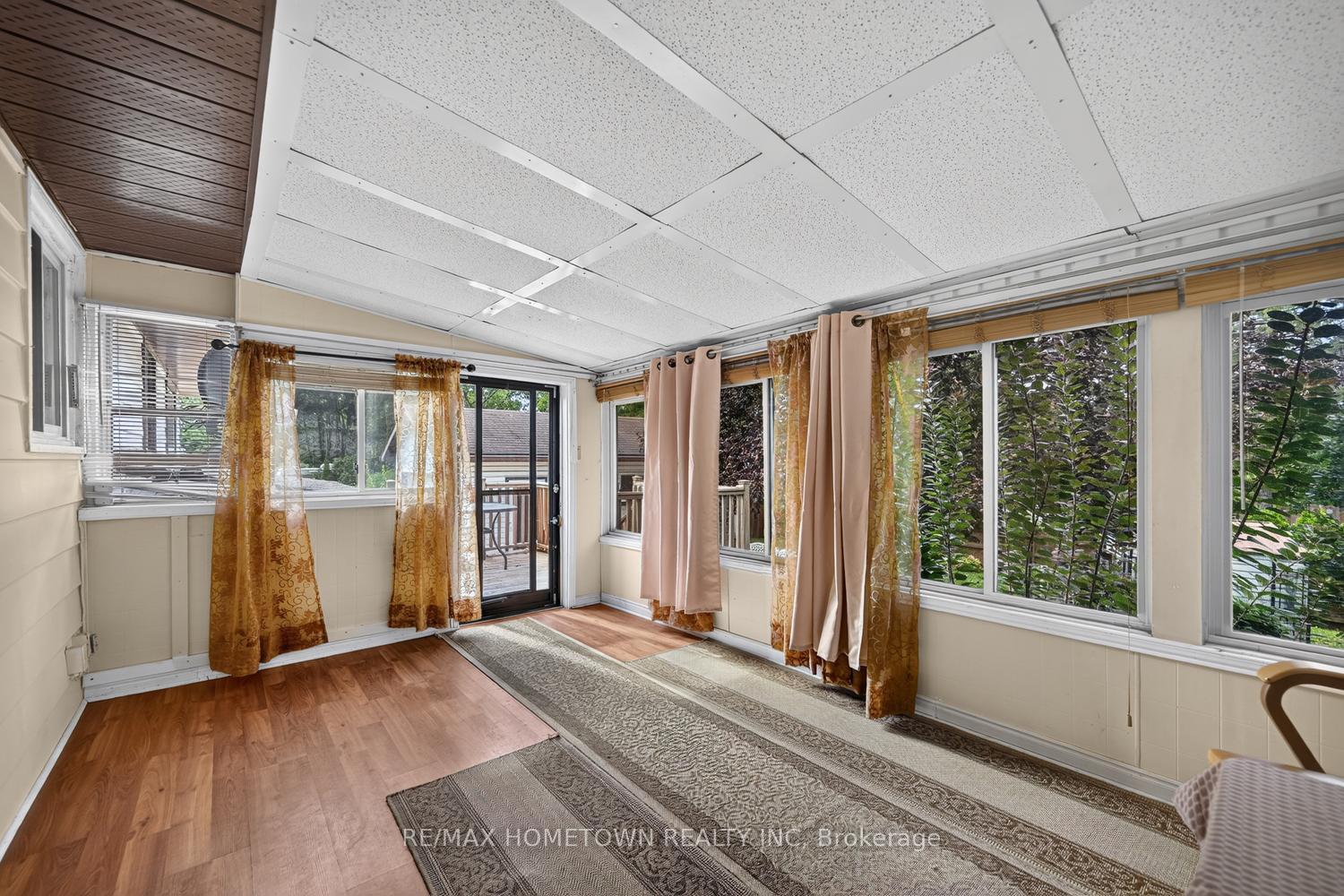 Photo 17 of 1362 Windsor Drive, Brockville, Brockville — HOMEH