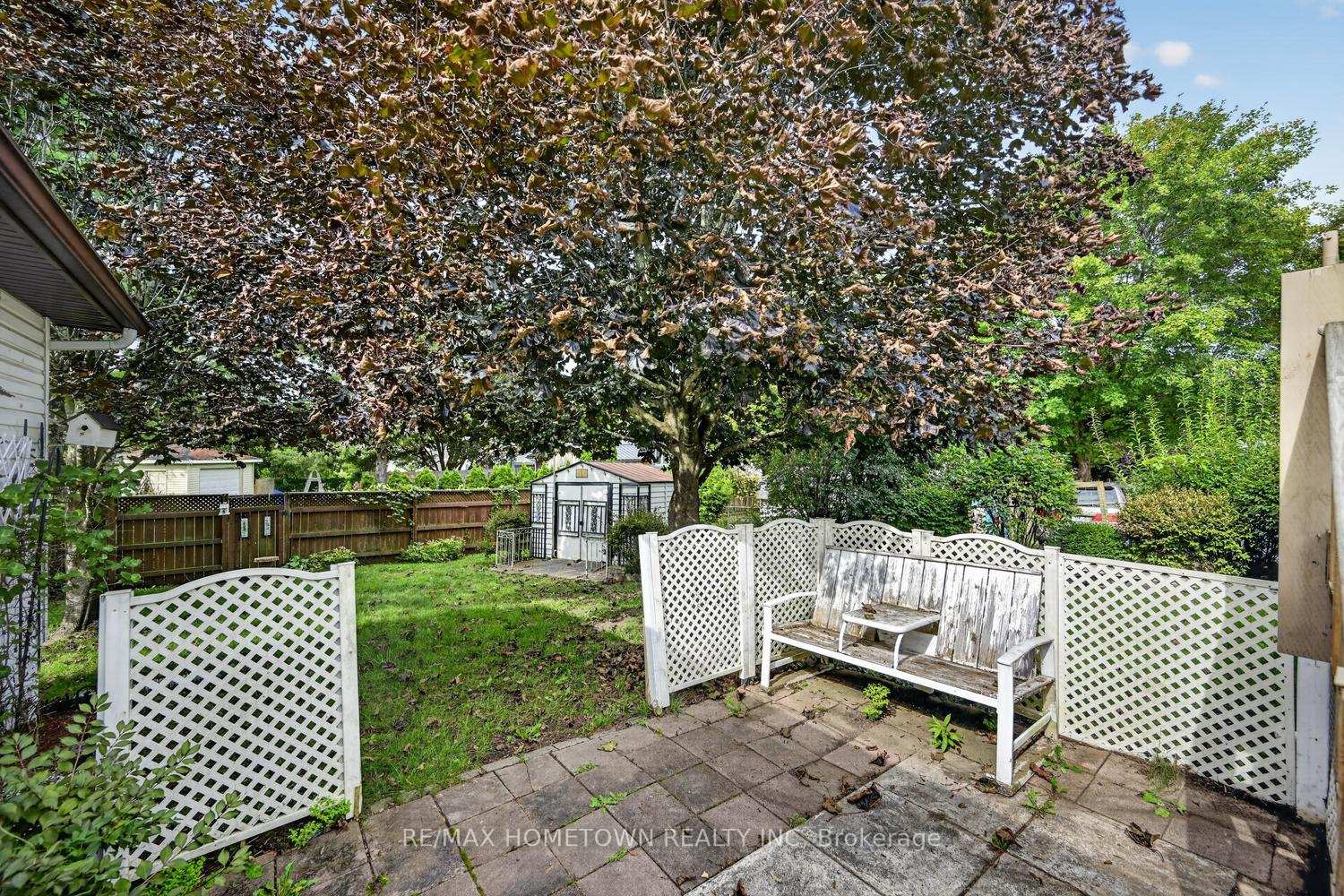 Photo 39 of 1362 Windsor Drive, Brockville, Brockville — HOMEH