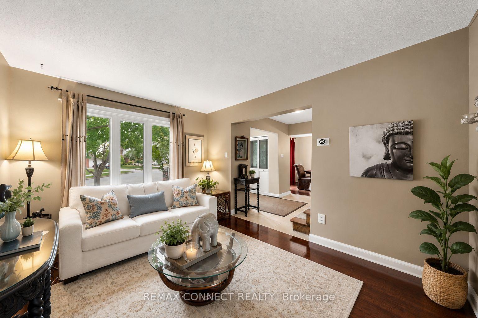 Photo 2 of 15 Satchell Boulevard, Scarborough, Centennial Scarborough — HOMEH