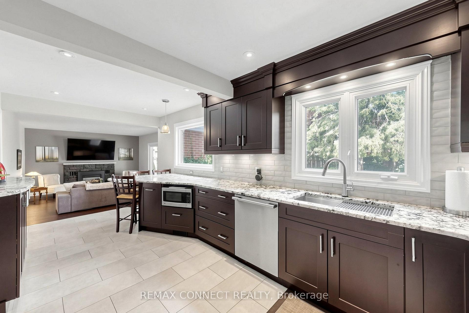 Photo 7 of 15 Satchell Boulevard, Scarborough, Centennial Scarborough — HOMEH