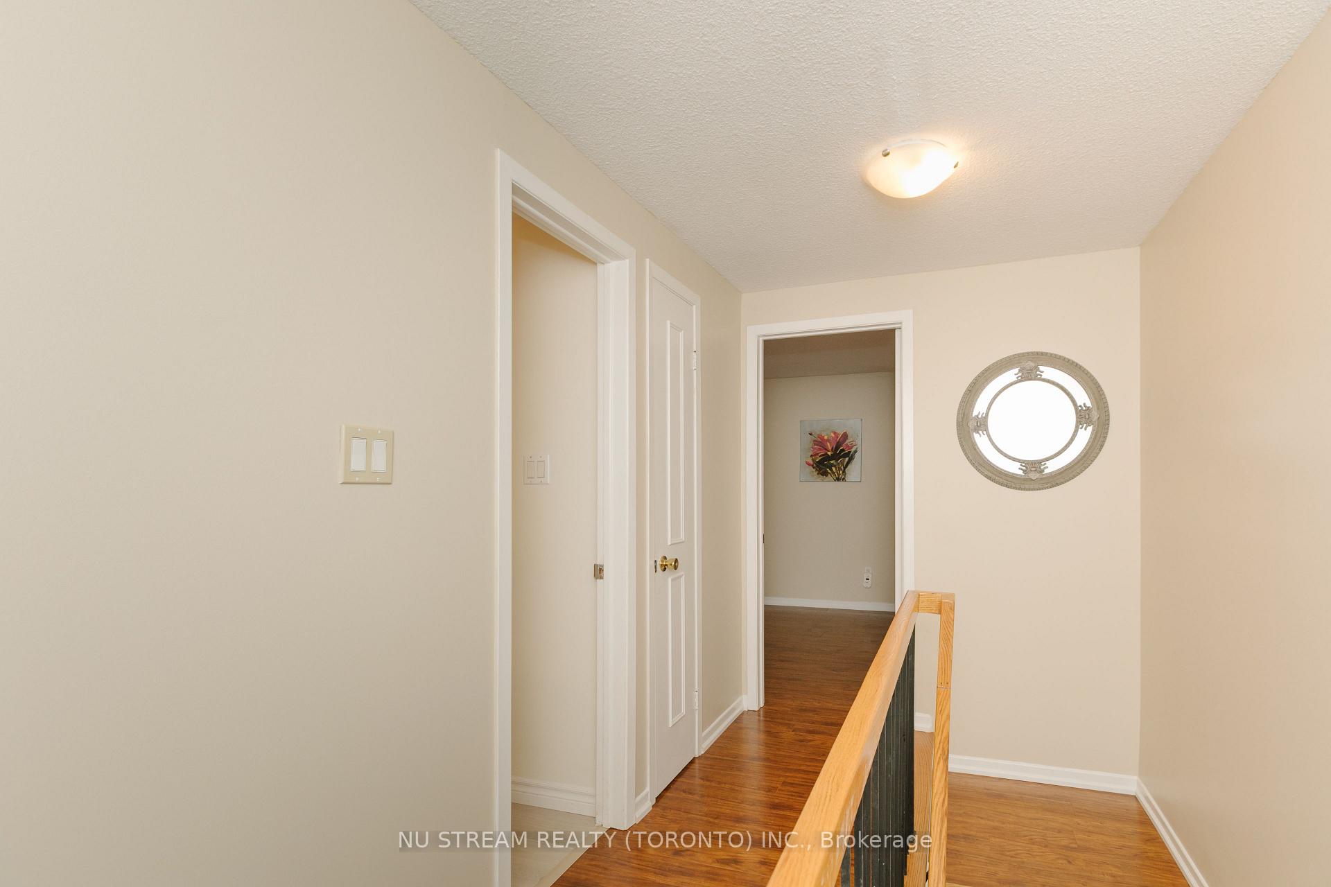 Photo 8 of 57 Gypsy Roseway, North York, Willowdale East — HOMEH