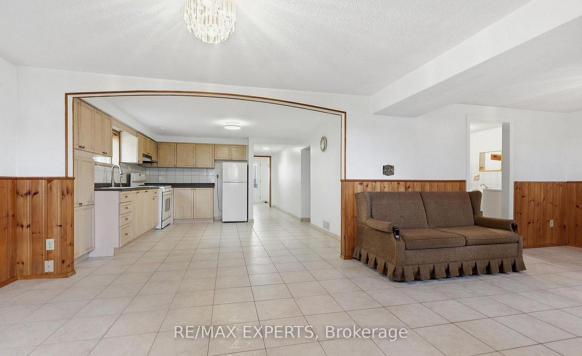 Photo 10 of Unit BSMT, 228 Andrew Park, Vaughan, West Woodbridge — HOMEH