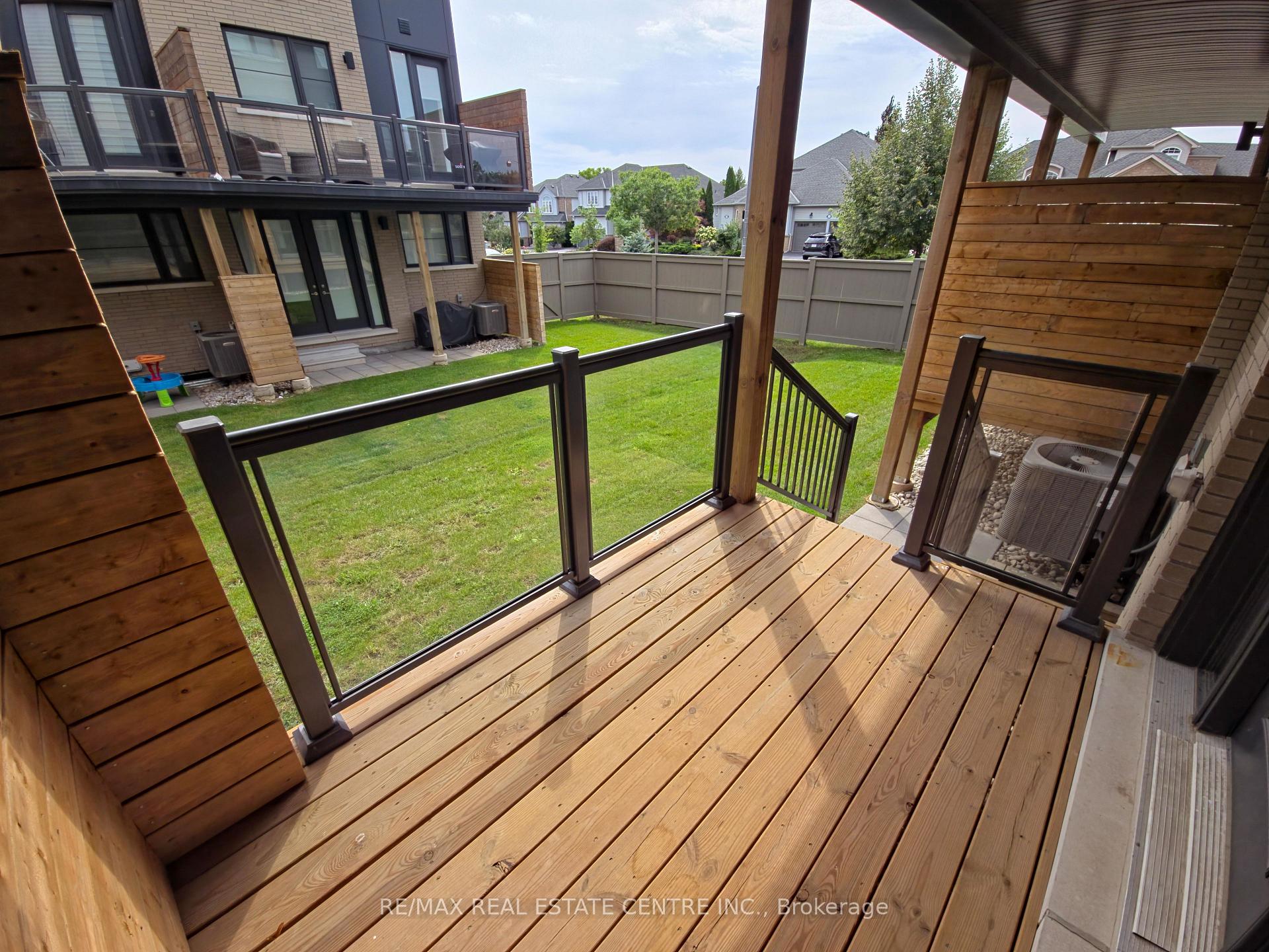Photo 11 of Unit 66, 2273 Turnberry Drive, Burlington, Rose — HOMEH