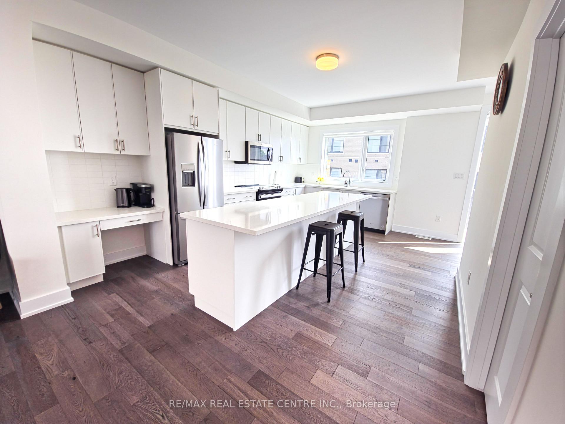 Photo 12 of Unit 66, 2273 Turnberry Drive, Burlington, Rose — HOMEH