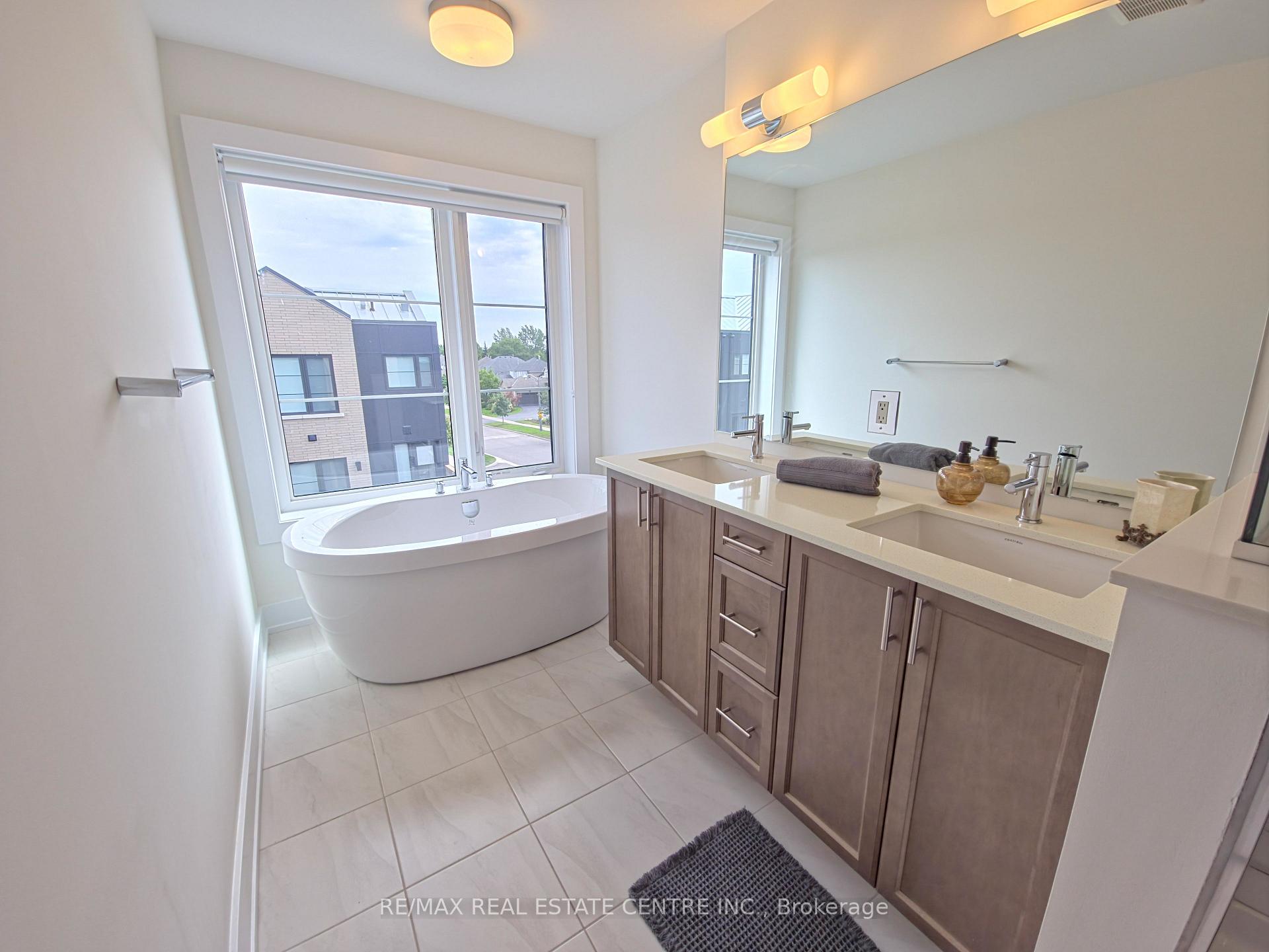 Photo 32 of Unit 66, 2273 Turnberry Drive, Burlington, Rose — HOMEH