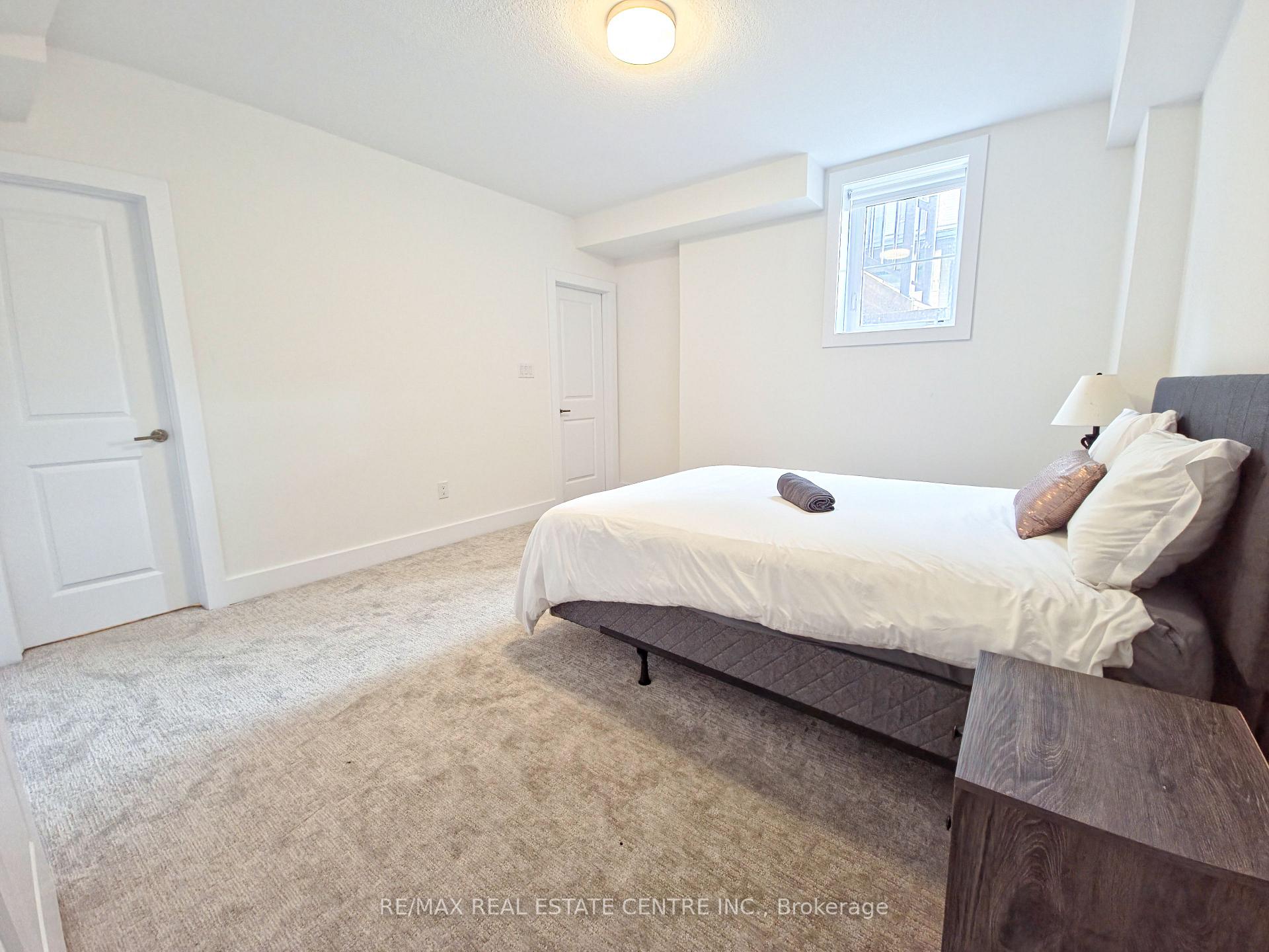 Photo 45 of Unit 66, 2273 Turnberry Drive, Burlington, Rose — HOMEH