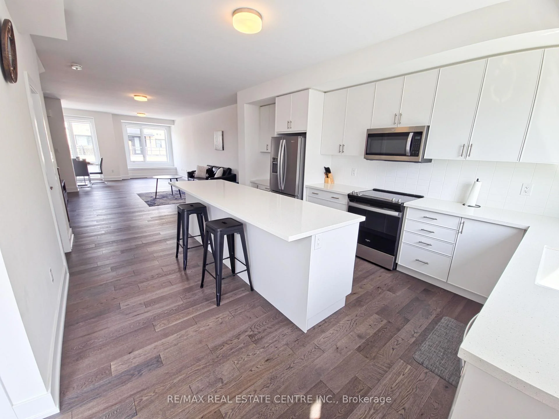 Photo 18 of Unit 66, 2273 Turnberry Drive, Burlington, Rose — HOMEH