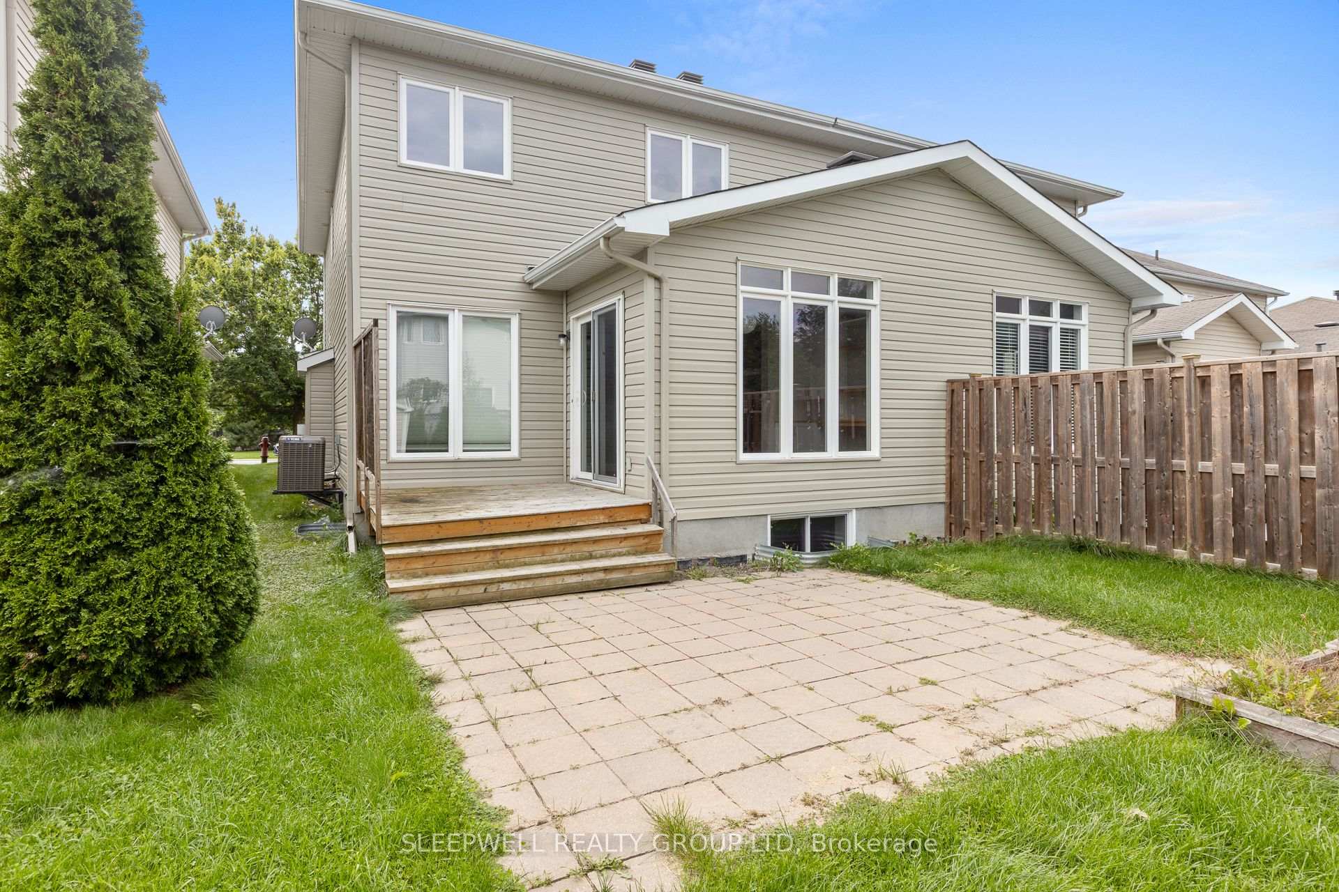 Photo 24 of 32 Moe Robillard Street, Arnprior, Arnprior — HOMEH