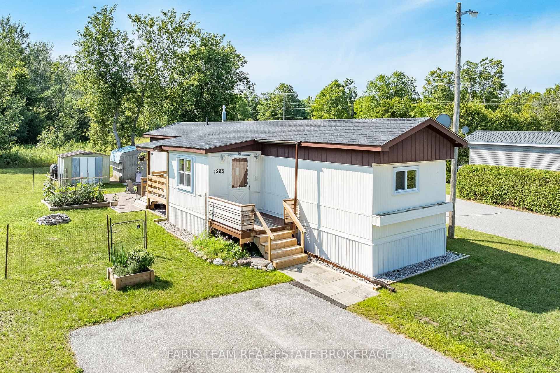 Photo 2 of 1295 Hilltop Road, Severn, Rural Severn — HOMEH