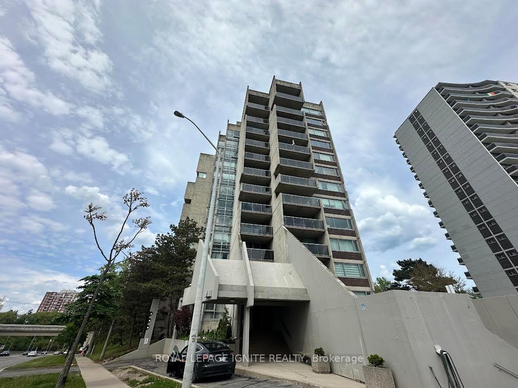 Photo 2 of Unit 407, 20 Speers Road, Oakville, Central — HOMEH