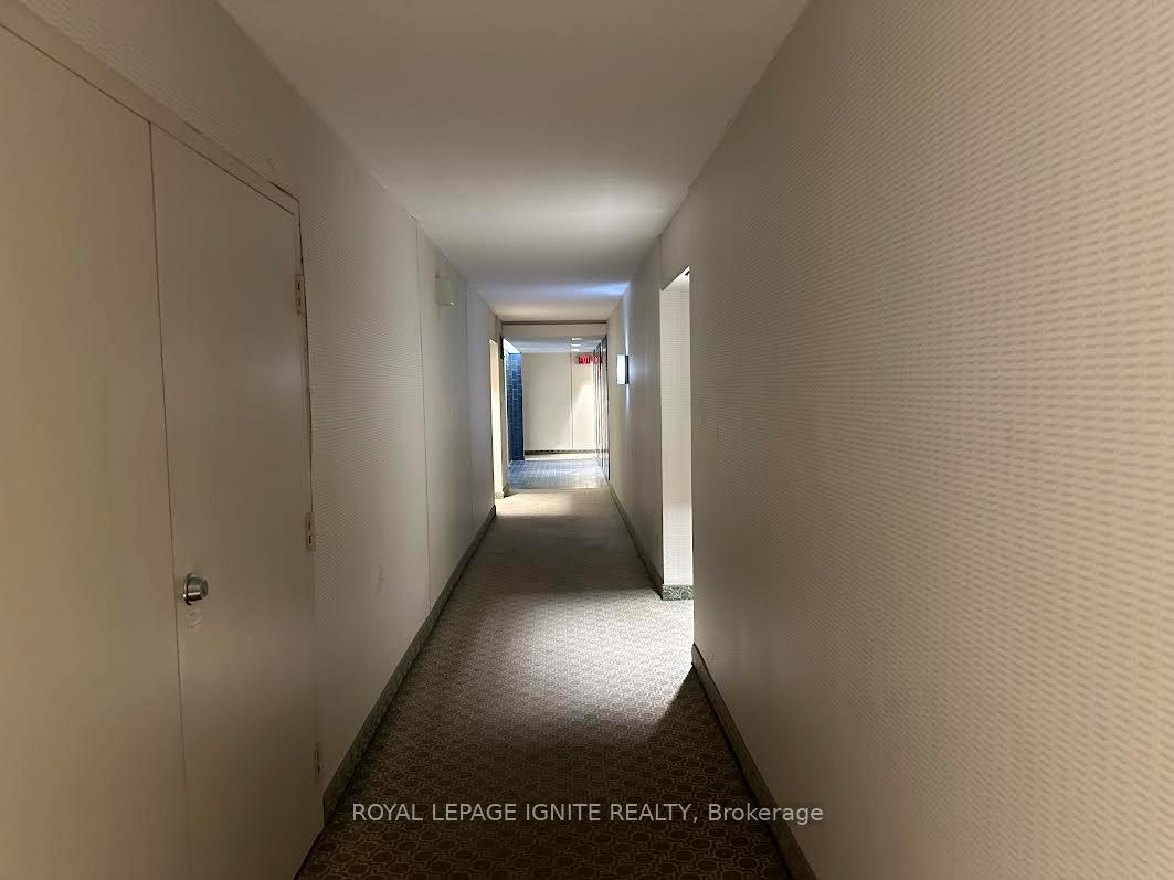 Photo 3 of Unit 407, 20 Speers Road, Oakville, Central — HOMEH