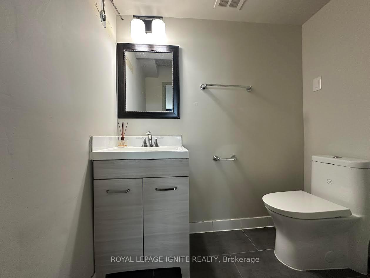 Photo 21 of Unit 407, 20 Speers Road, Oakville, Central — HOMEH