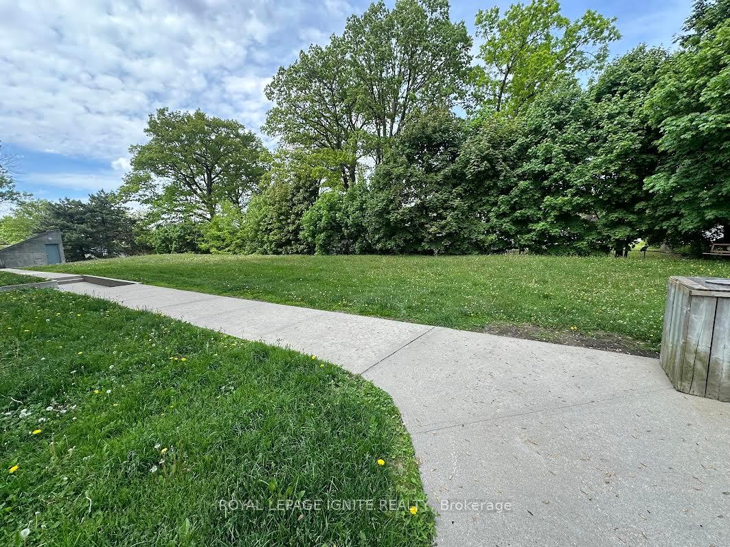 Photo 30 of Unit 407, 20 Speers Road, Oakville, Central — HOMEH