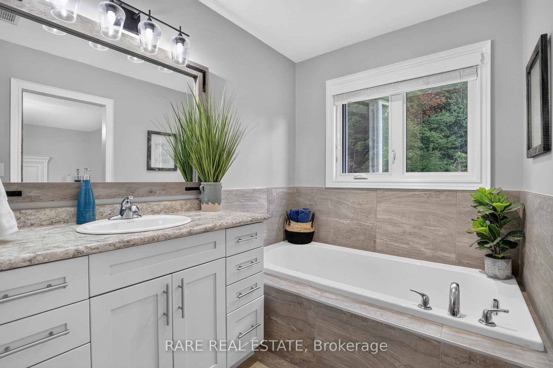 Photo 19 of 10 Brennan Drive, Essa, Angus — HOMEH