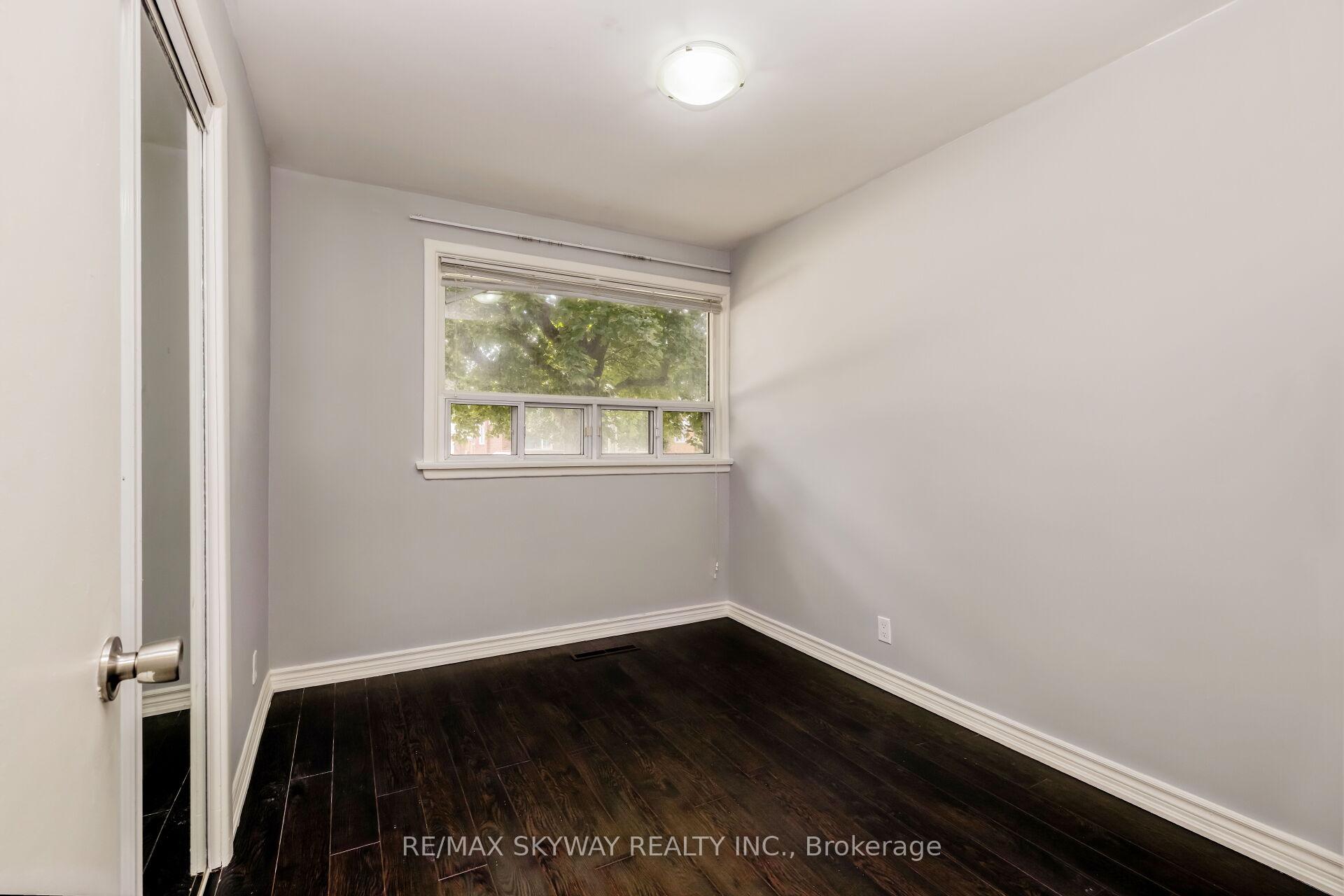 Photo 15 of Unit Upper, 279 Elmwood Crescent, Milton, Old Milton — HOMEH