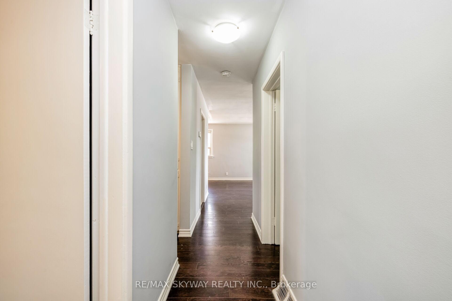 Photo 21 of Unit Upper, 279 Elmwood Crescent, Milton, Old Milton — HOMEH