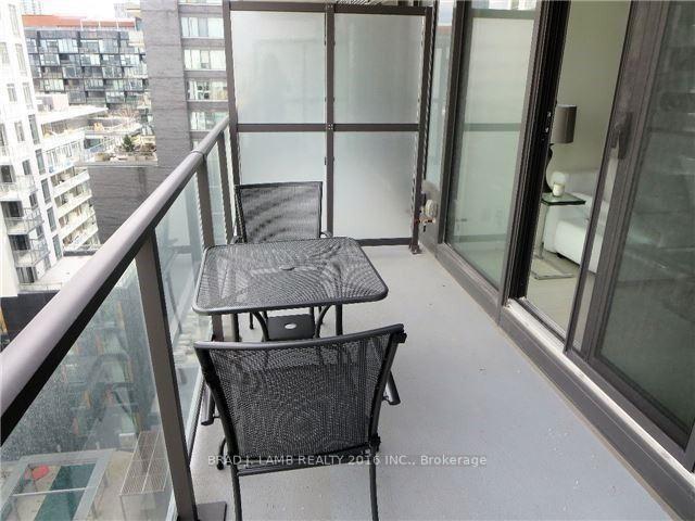 Photo 5 of Unit 1212, 111 Bathurst Street, Toronto, Waterfront Communities — HOMEH