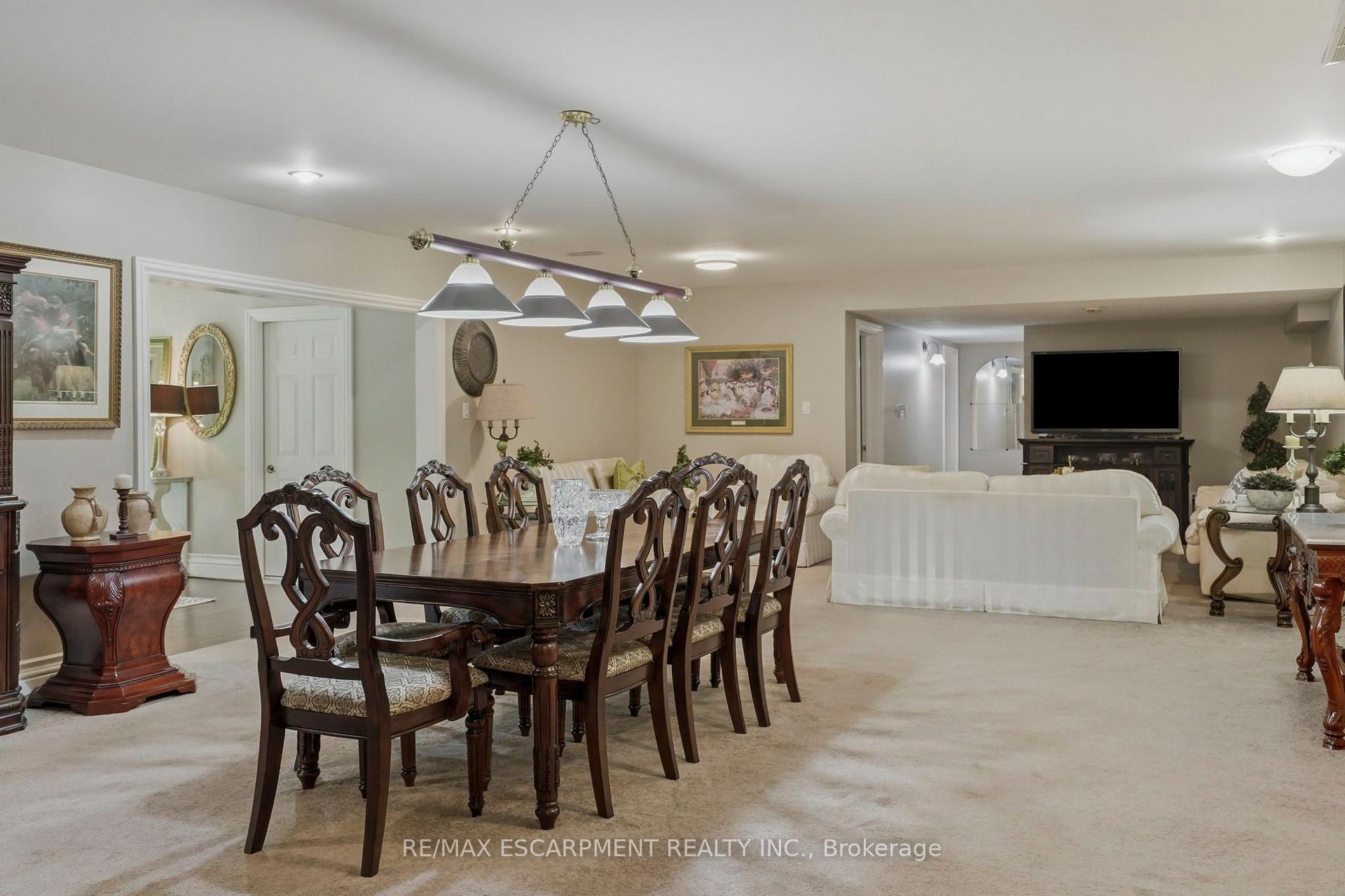 Photo 38 of 11 Palomino Drive, Hamilton, Rural Flamborough — HOMEH