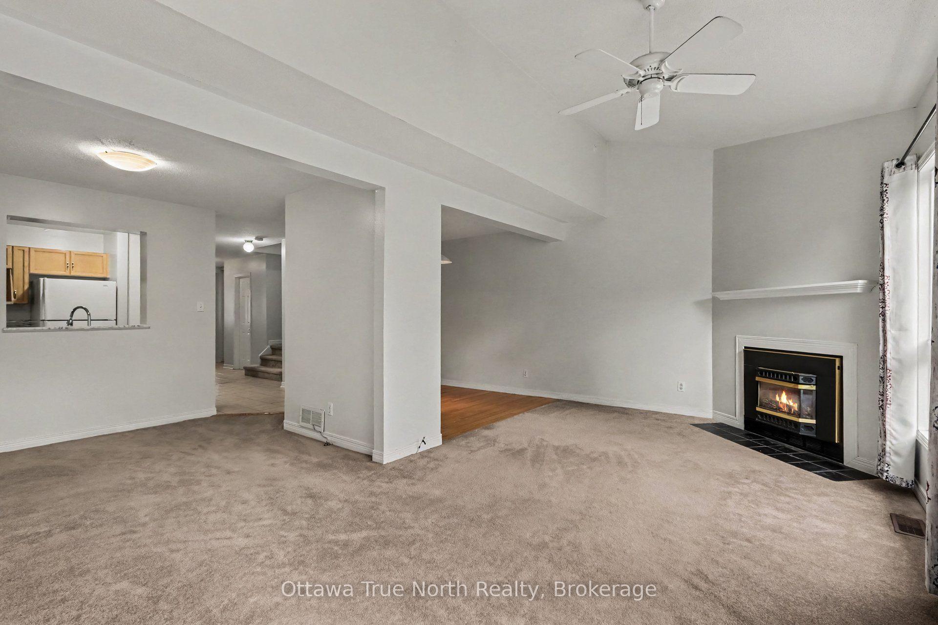Photo 3 of 19 Kalbrook Street, Ottawa, Kanata - Kanata Lakes/Heritage Hills — HOMEH