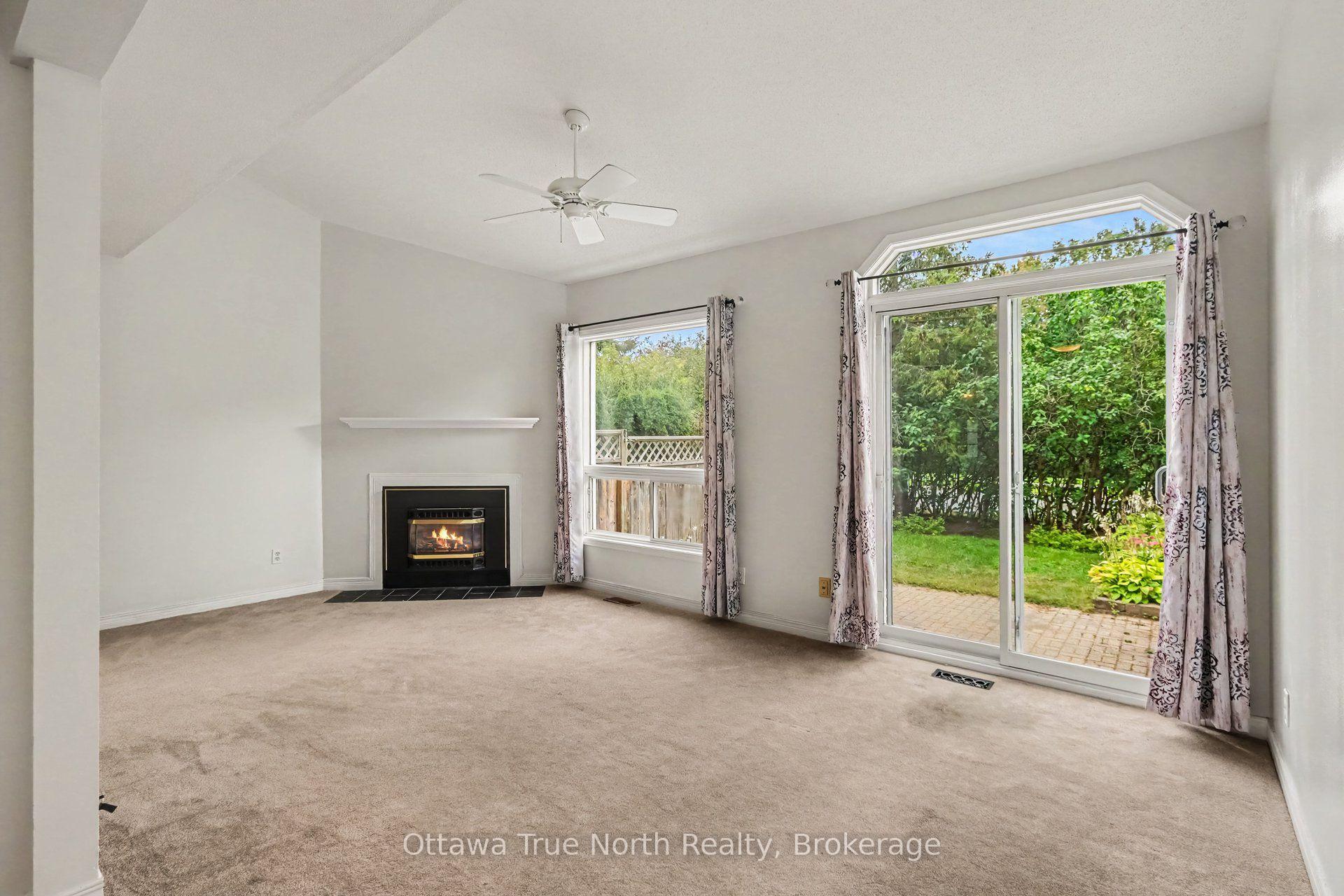 Photo 2 of 19 Kalbrook Street, Ottawa, Kanata - Kanata Lakes/Heritage Hills — HOMEH