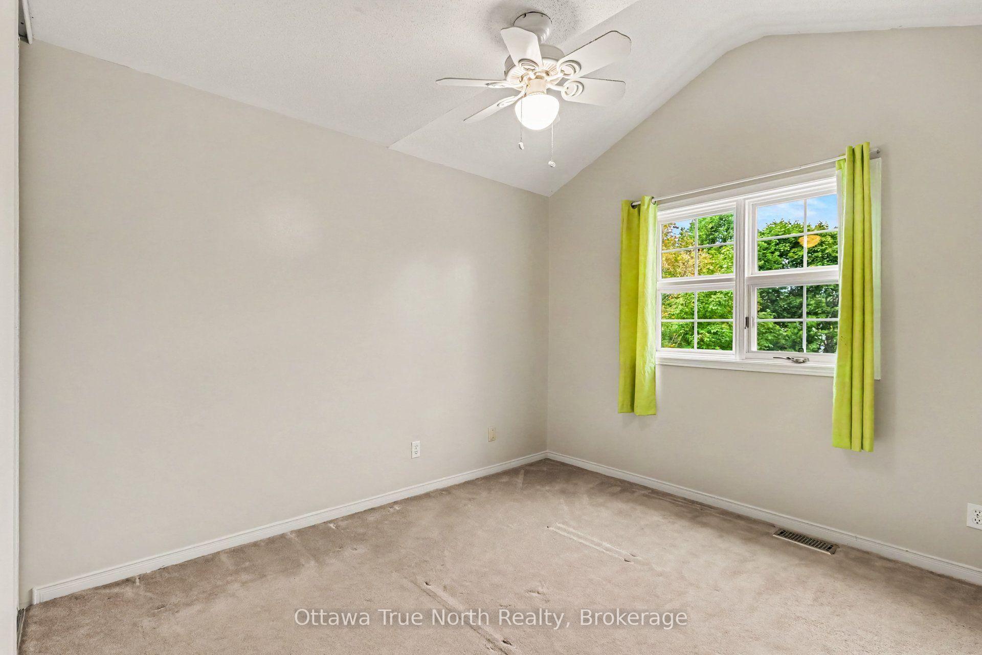 Photo 7 of 19 Kalbrook Street, Ottawa, Kanata - Kanata Lakes/Heritage Hills — HOMEH