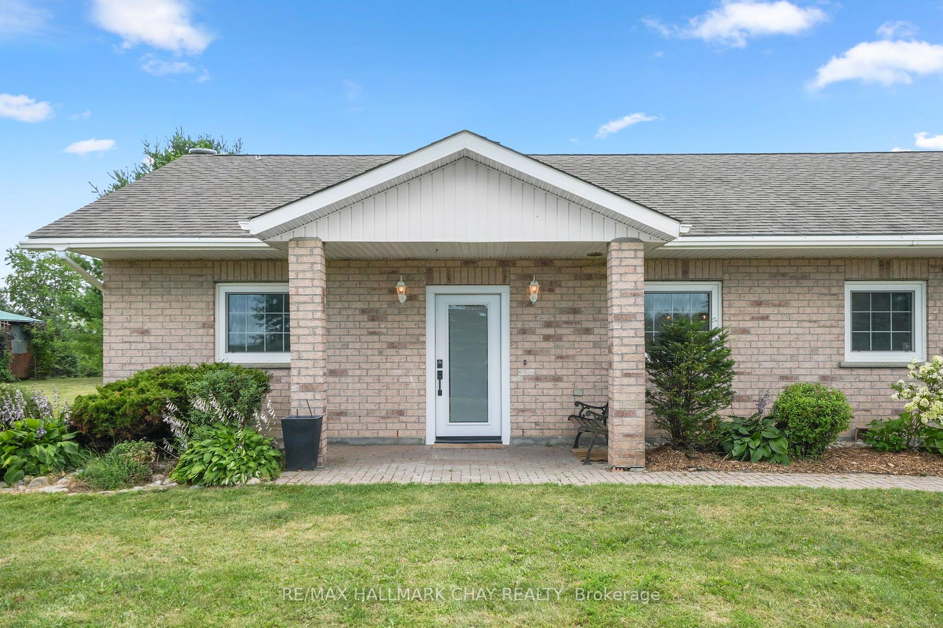 Photo 3 of 958375 E 7th Line, Mulmur, Rural Mulmur — HOMEH
