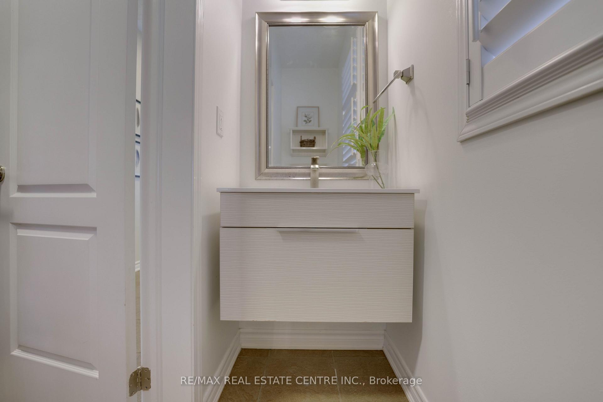 Photo 16 of 907 Etherington Way, Milton, Harrison — HOMEH