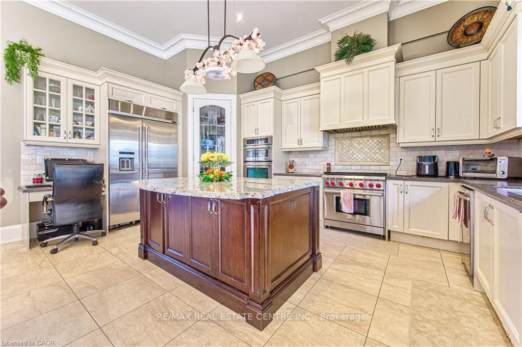 Photo 9 of 330 Macdonald Street, Caledon, Inglewood — HOMEH