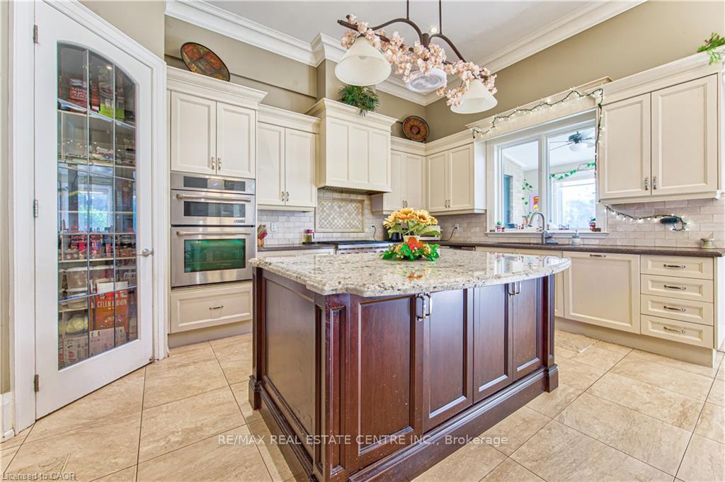Photo 10 of 330 Macdonald Street, Caledon, Inglewood — HOMEH
