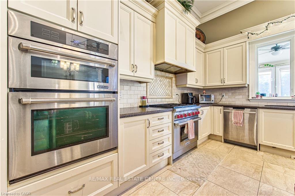 Photo 11 of 330 Macdonald Street, Caledon, Inglewood — HOMEH
