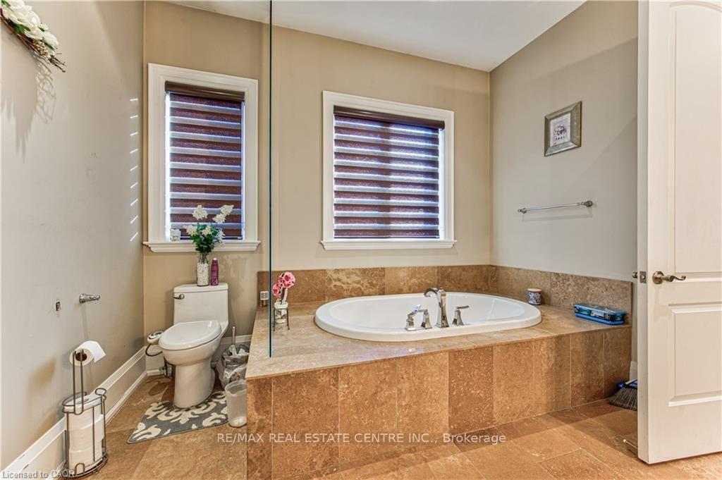 Photo 17 of 330 Macdonald Street, Caledon, Inglewood — HOMEH