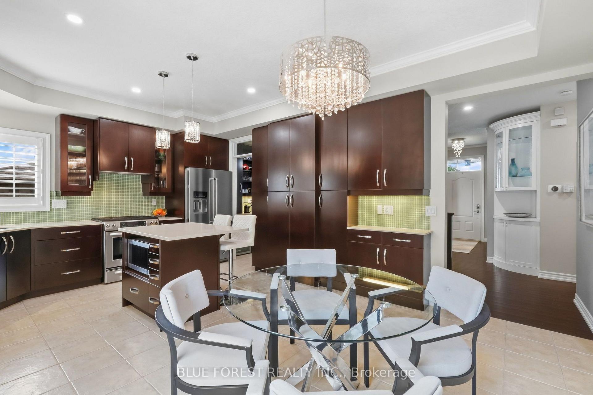 Photo 12 of 813 Deer Ridge Place, London, North M — HOMEH