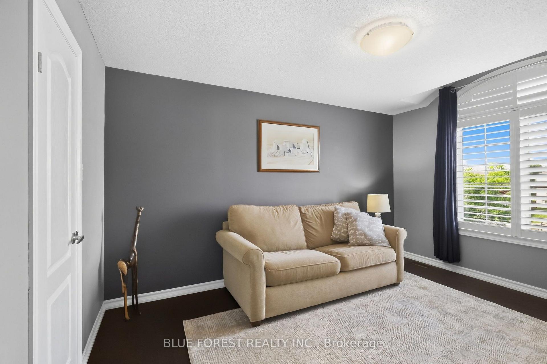 Photo 30 of 813 Deer Ridge Place, London, North M — HOMEH