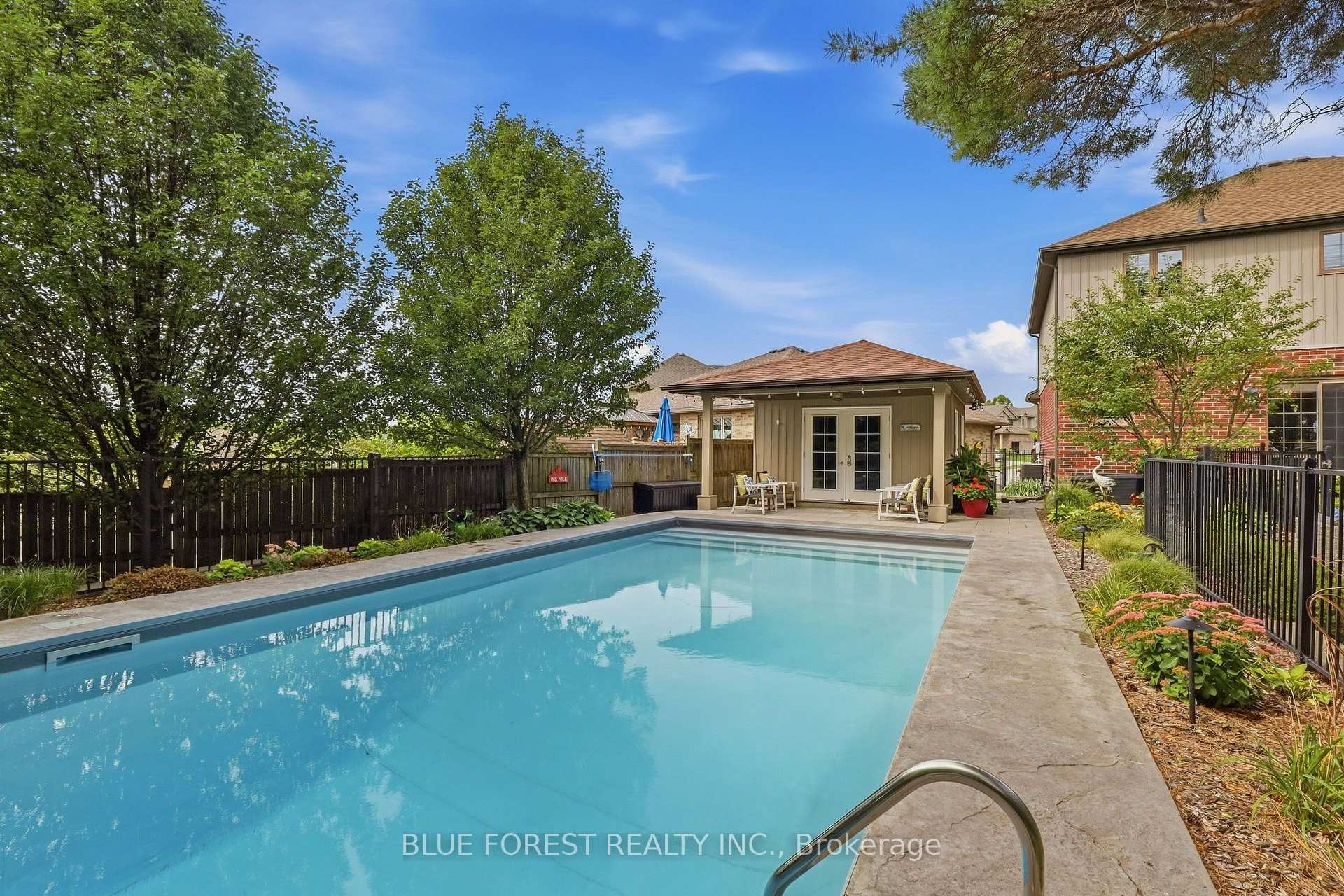 Photo 39 of 813 Deer Ridge Place, London, North M — HOMEH