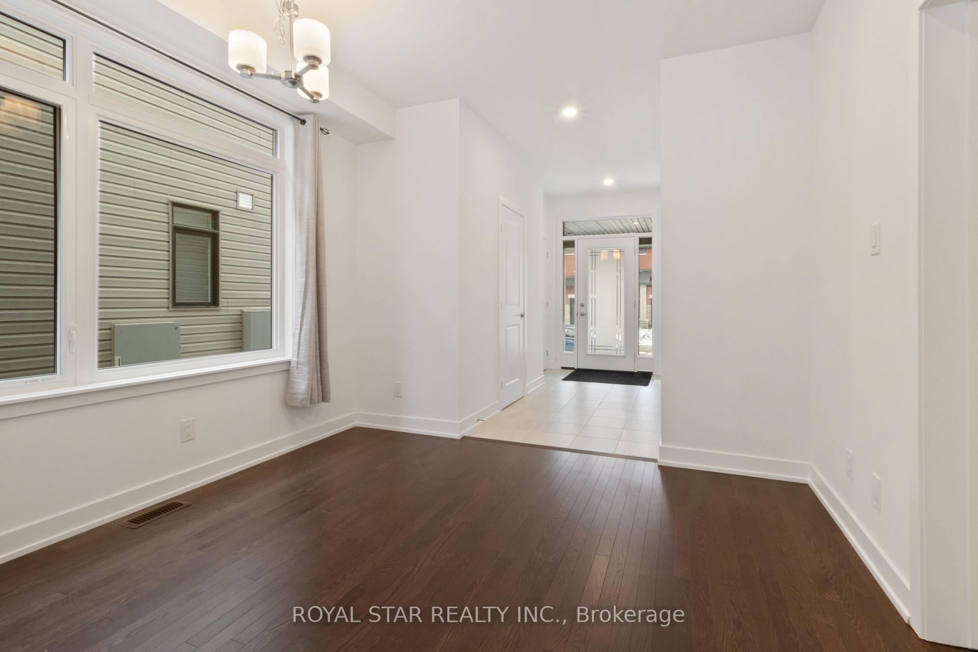 Photo 6 of 310 Makobe Lane, Ottawa, Riverside South/Gloucester Glen — HOMEH