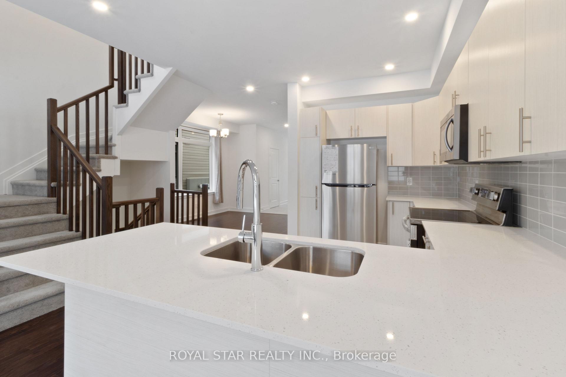 Photo 13 of 310 Makobe Lane, Ottawa, Riverside South/Gloucester Glen — HOMEH